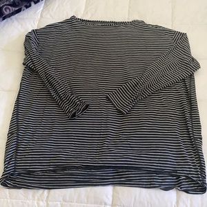 Lululemon Back in action long sleeve tee